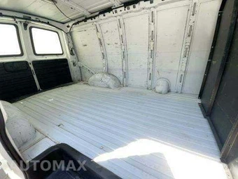 2014 Chevrolet Express 2500 Cargo Van 1WT 135.0" WB – miniatura 11