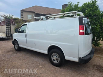 2014 Chevrolet Express 2500 Cargo Van 1WT 135.0" WB - miniatura 10