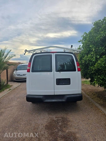 2014 Chevrolet Express 2500 Cargo Van 1WT 135.0" WB - miniatura 14