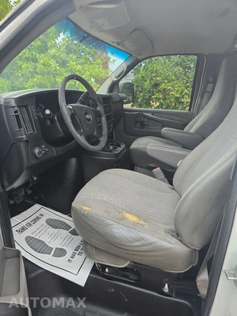 2014 Chevrolet Express 2500 Cargo Van 1WT 135.0" WB - miniatura 28