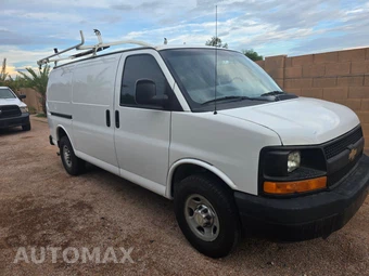 2014 Chevrolet Express 2500 Cargo Van 1WT 135.0" WB - miniatura 31