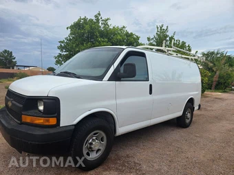 2014 Chevrolet Express 2500 Cargo Van 1WT 135.0" WB - miniatura 9