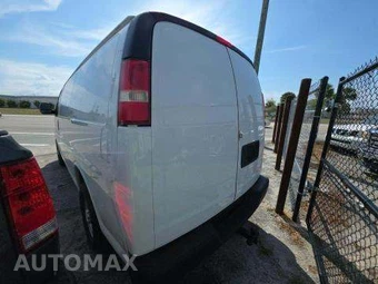 2014 Chevrolet Express 2500 Cargo Van 1WT 135.0" WB - miniatura 2