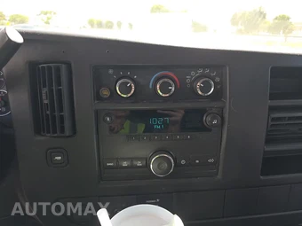 2014 Chevrolet Express 2500 Cargo Van 1WT 135.0" WB - miniatura 24