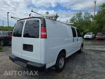 2014 Chevrolet Express 2500 Cargo Van 1WT 135.0" WB – miniatura 3