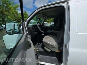 2014 Chevrolet Express 2500 Cargo Van 1WT 135.0" WB – miniatura 6