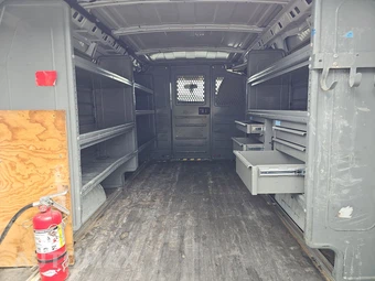 2014 Chevrolet Express 2500 Cargo Van 1WT 135.0" WB - miniatura 15