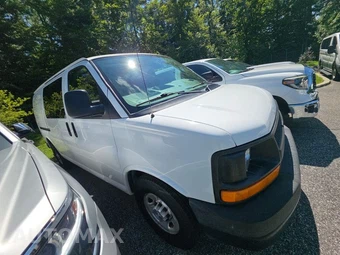 2014 Chevrolet Express 2500 Cargo Van 1WT 135.0" WB – miniatura 10