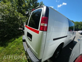 2014 Chevrolet Express 2500 Cargo Van 1WT 135.0" WB – miniatura 19