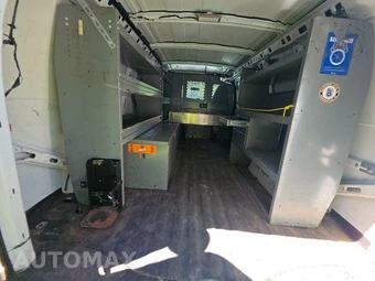 2014 Chevrolet Express 2500 Cargo Van 1WT 135.0" WB – miniatura 5