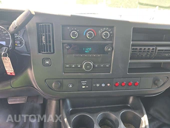 2014 Chevrolet Express 2500 Cargo Van 1WT 135.0" WB – miniatura 10
