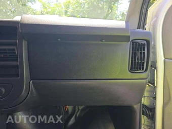 2014 Chevrolet Express 2500 Cargo Van 1WT 135.0" WB – miniatura 18