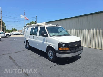 2014 Chevrolet Express 2500 Cargo Van 1WT 135.0" WB – miniatura 4