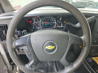 2014 Chevrolet Express 2500 Cargo Van 1WT 135.0" WB - miniatura 10