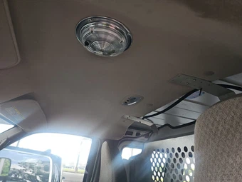 2014 Chevrolet Express 2500 Cargo Van 1WT 135.0" WB - miniatura 18
