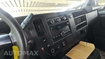 2014 Chevrolet Express 2500 Cargo Van 1WT 135.0" WB - miniatura 26
