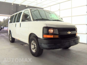 2014 Chevrolet Express 2500 Cargo Van 1WT 135.0" WB - miniatura 3