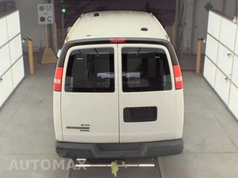 2014 Chevrolet Express 2500 Cargo Van 1WT 135.0" WB - miniatura 5