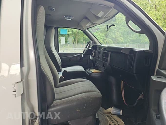 2014 Chevrolet Express 2500 Cargo Van 1WT 135.0" WB - miniatura 8