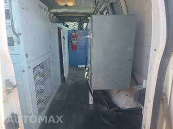 2014 Chevrolet Express 2500 Cargo Van 1WT 135.0" WB – miniatura 15