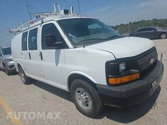 2014 Chevrolet Express 2500 Cargo Van 1WT 135.0" WB – miniatura 3