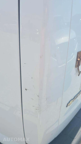 2014 Chevrolet Express 2500 Cargo Van 1WT 135.0" WB – miniatura 31