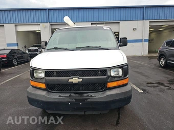 2014 Chevrolet Express 2500 Cargo Van 1WT 135.0" WB – miniatura 2