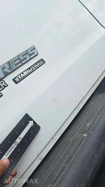 2014 Chevrolet Express 2500 Cargo Van 1WT 135.0" WB – miniatura 28