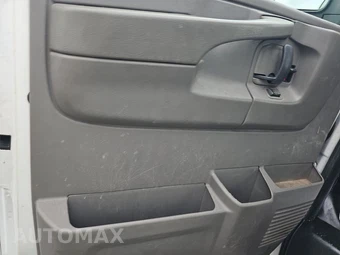 2014 Chevrolet Express 2500 Cargo Van 1WT 135.0" WB – miniatura 9