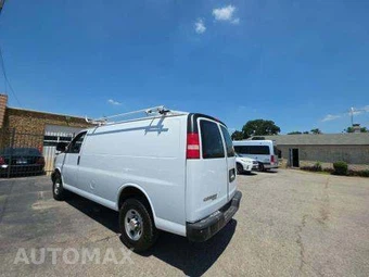 2014 Chevrolet Express 2500 Cargo Van 1WT 135.0" WB - miniatura 2