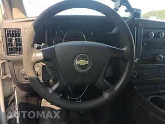 2014 Chevrolet Express 2500 Cargo Van 1WT 155.0" WB - miniatura 10