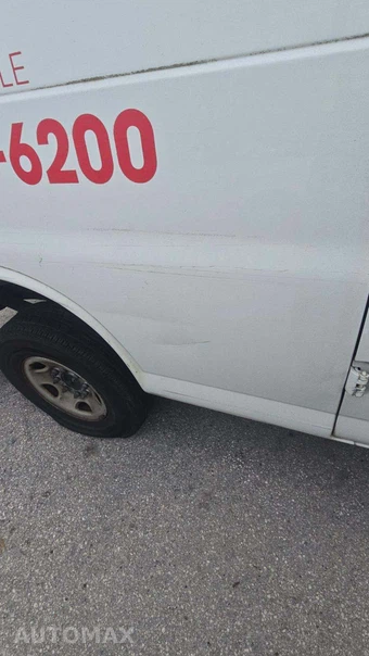 2014 Chevrolet Express 2500 Cargo Van 1WT 155.0" WB - miniatura 22