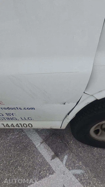 2014 Chevrolet Express 2500 Cargo Van 1WT 155.0" WB - miniatura 26