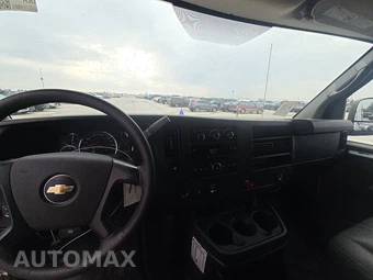 2014 Chevrolet Express 2500 Cargo Van 1WT 155.0" WB - miniatura 11