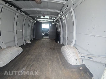 2014 Chevrolet Express 2500 Cargo Van 1WT 155.0" WB - miniatura 16