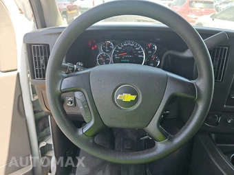 2014 Chevrolet Express 2500 Passenger Van LT 1LT 135.0" WB - miniatura 10