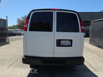 2014 Chevrolet Express 3500 Cargo Van 1WT 135.0" WB - miniatura 5