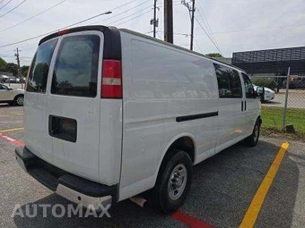 2014 Chevrolet Express 3500 Cargo Van 1WT 155.0" WB - miniatura 3