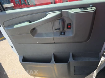 2014 Chevrolet Express 3500 Cargo Van 1WT 155.0" WB – miniatura 15
