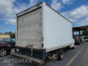 2014 Chevrolet Express 3500 Cutaway 1WT DRW - miniatura 4