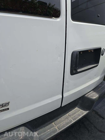 2014 Chevrolet Express 3500 Passenger Van LT 1LT 155.0" WB - miniatura 35