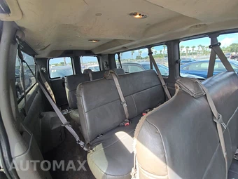 2014 Chevrolet Express 3500 Passenger Van LT 1LT 155.0" WB - miniatura 14