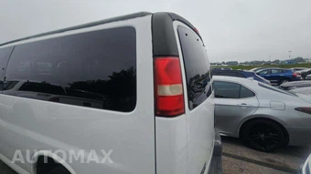 2014 Chevrolet Express 3500 Passenger Van LT 1LT 155.0" WB - miniatura 36