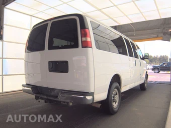 2014 Chevrolet Express 3500 Passenger Van LT 1LT 155.0" WB - miniatura 4