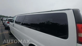 2014 Chevrolet Express 3500 Passenger Van LT 1LT 155.0" WB - miniatura 43