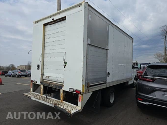 2014 Chevrolet Express 4500 Cutaway 2WT DRW 159.0" WB - miniatura 4