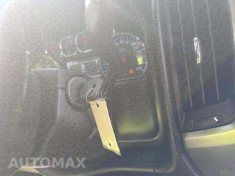 2014 Chevrolet Silverado 1500 LT Crew Cab Medium Bed 1LT – miniatura 8