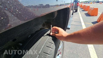 2014 Chevrolet Silverado 1500 LTZ Crew Cab Medium Bed 1LZ – miniatura 20