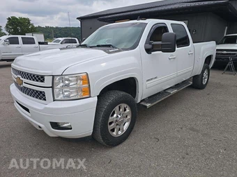 2014 Chevrolet Silverado 2500HD LTZ Crew Cab Medium Bed 1LZ