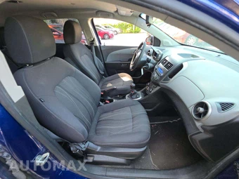 2014 Chevrolet Sonic LT Hatchback 1SC – miniatura 18